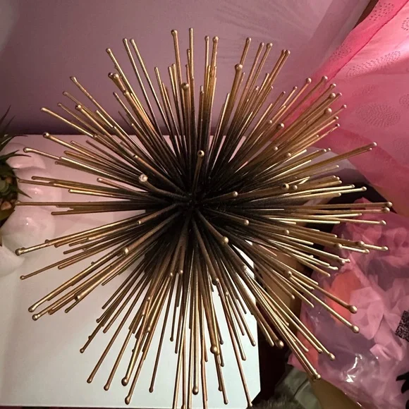 Home Decor - Picture 2 of 3